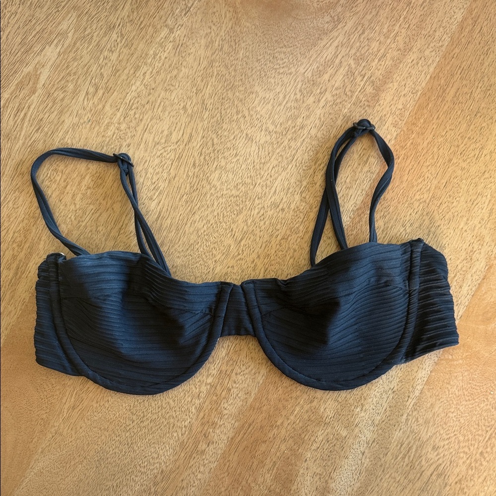 Acacia Swimwear Hadley Top Black Textured